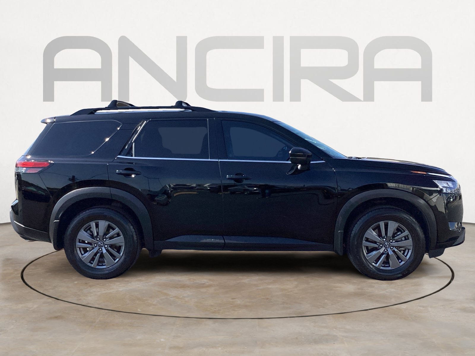 Used 2024 Nissan Pathfinder SV FWD image 15