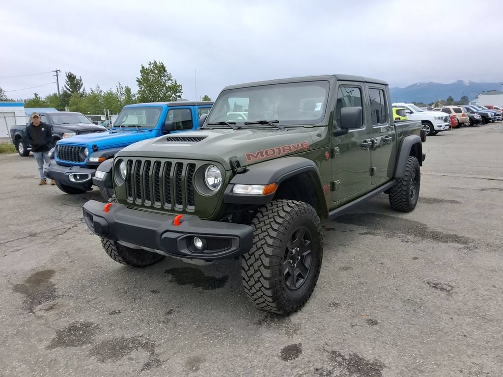 Used 2023 Jeep Gladiator Mojave AWD/4WD image 4