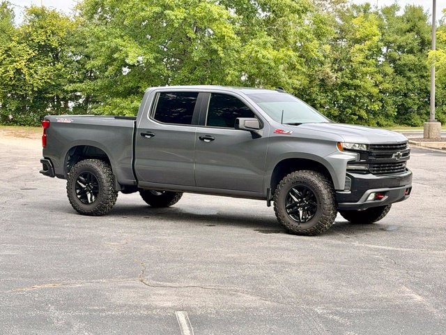 Used 2021 Chevrolet Silverado 1500 LT Trail Boss w/ LPO, Dark Essentials Package AWD/4WD image 10