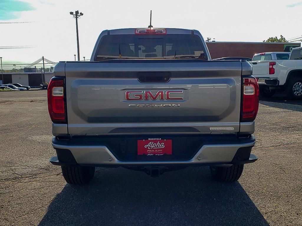 New 2026 GMC Canyon Elevation w/ Convenience Package image 4