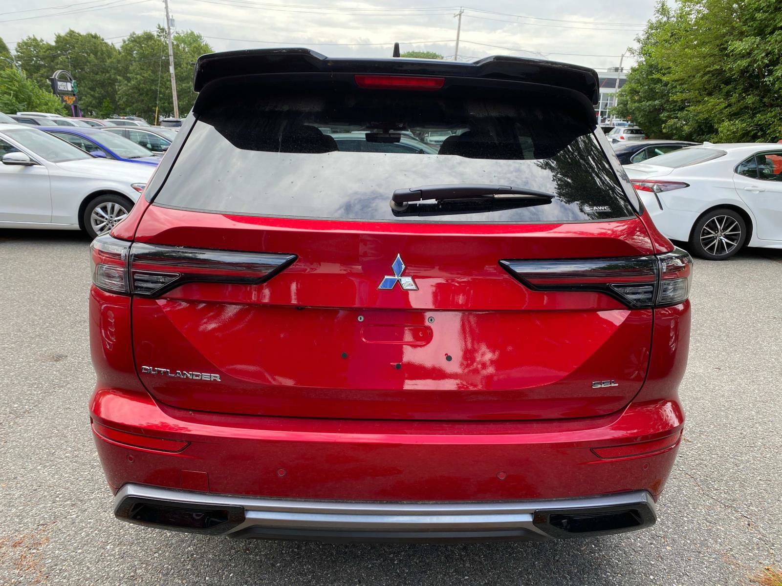 New 2025 Mitsubishi Outlander SEL image 4