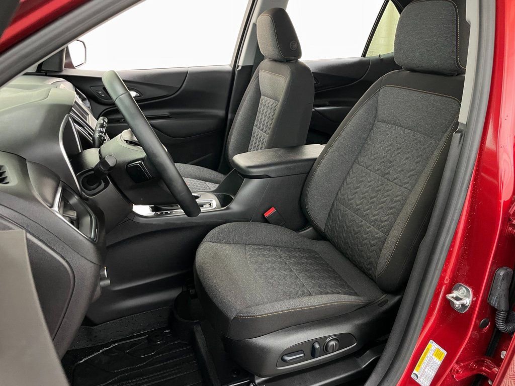 Used 2024 Chevrolet Equinox LT w/ LPO, Floor Liner Package FWD image 21