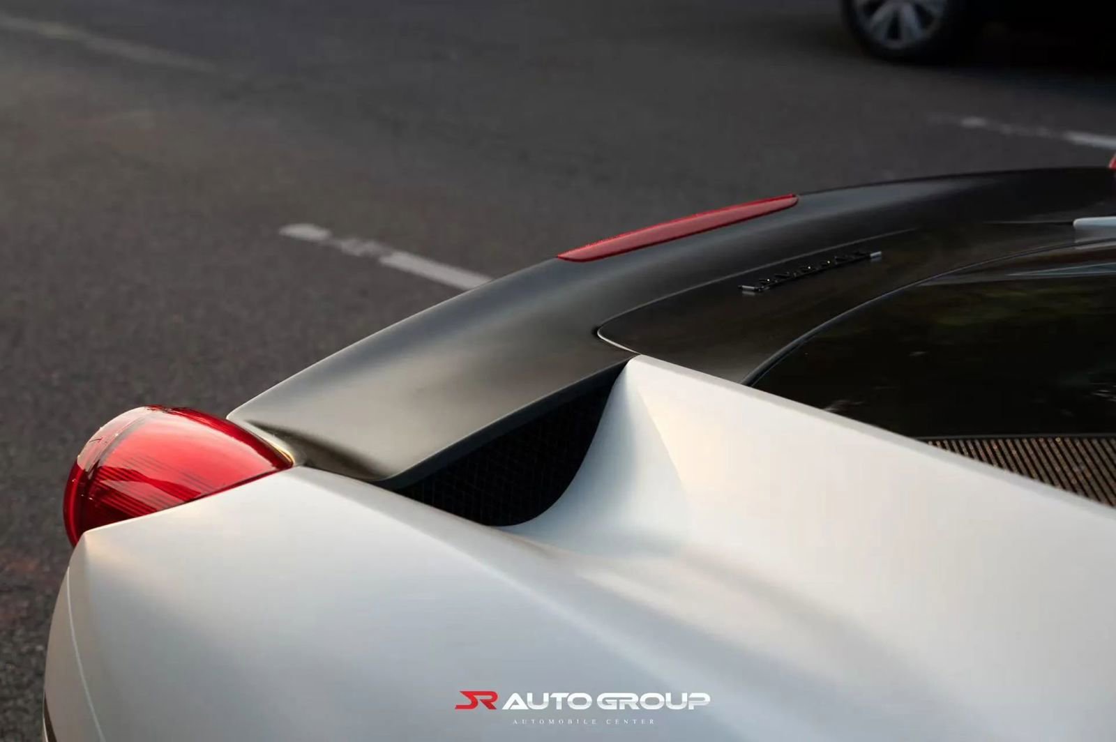 Used 2015 Ferrari 458 Italia Coupe RWD image 12