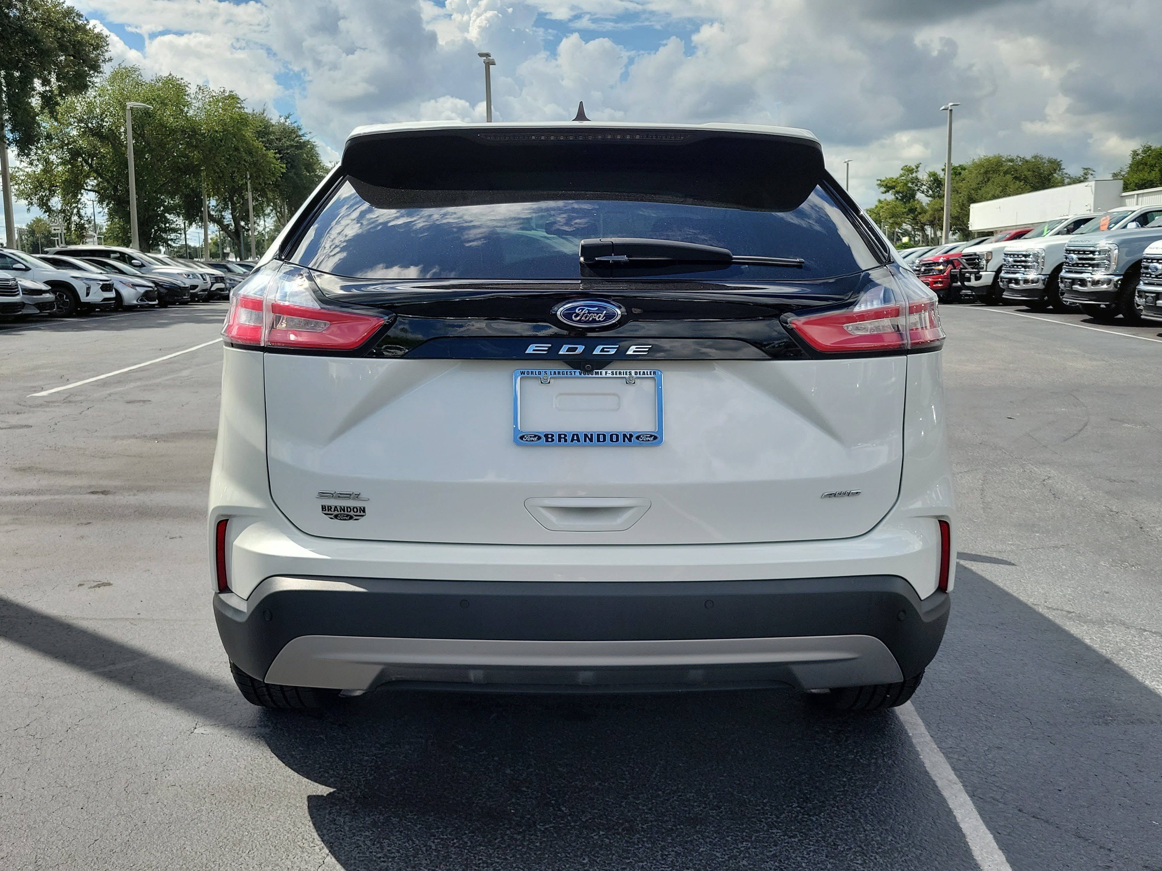 Certified 2023 Ford Edge SEL w/ Convenience Package AWD/4WD image 8