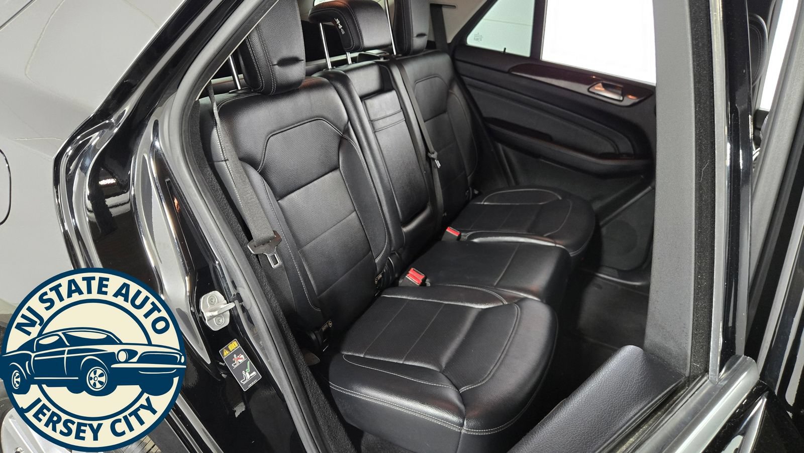 Used 2015 Mercedes-Benz ML 350 4MATIC image 32