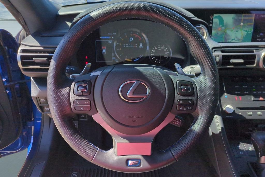 Used 2022 Lexus RC F w/ Premium Package RWD image 27