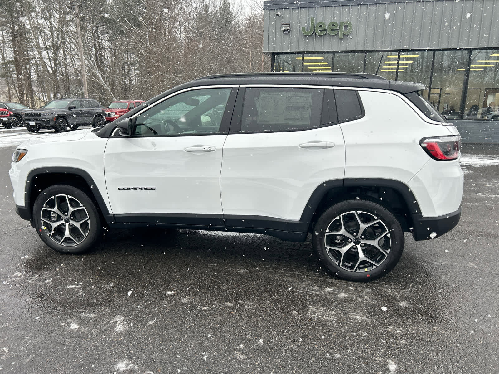 New 2026 Jeep Compass Limited w/ Sun, Sound & Navigation Group image 8