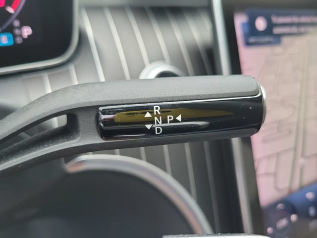 Used 2024 Mercedes-Benz C 300 Sedan image 33