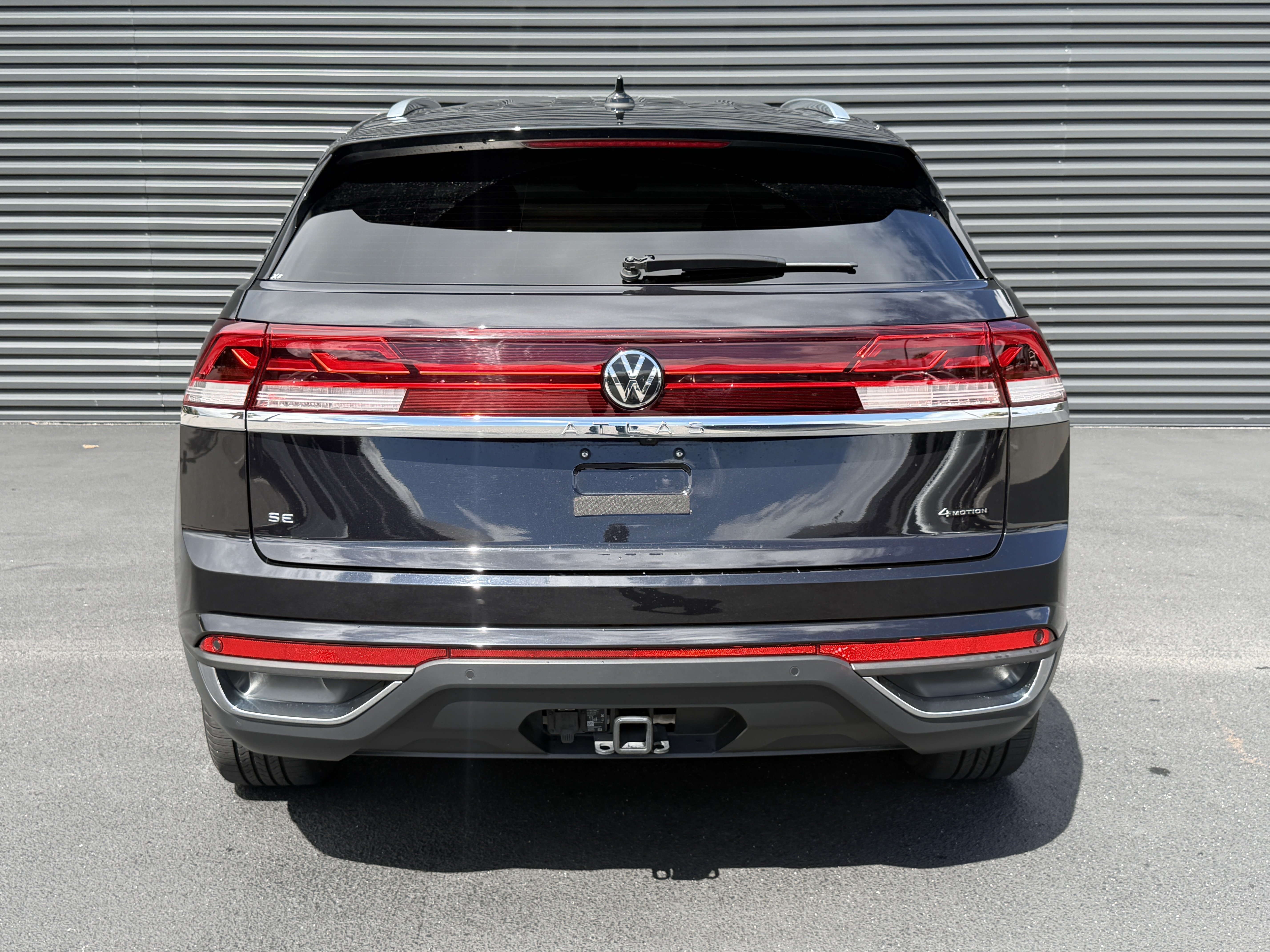 Used 2024 Volkswagen Atlas Cross Sport SE AWD/4WD image 10