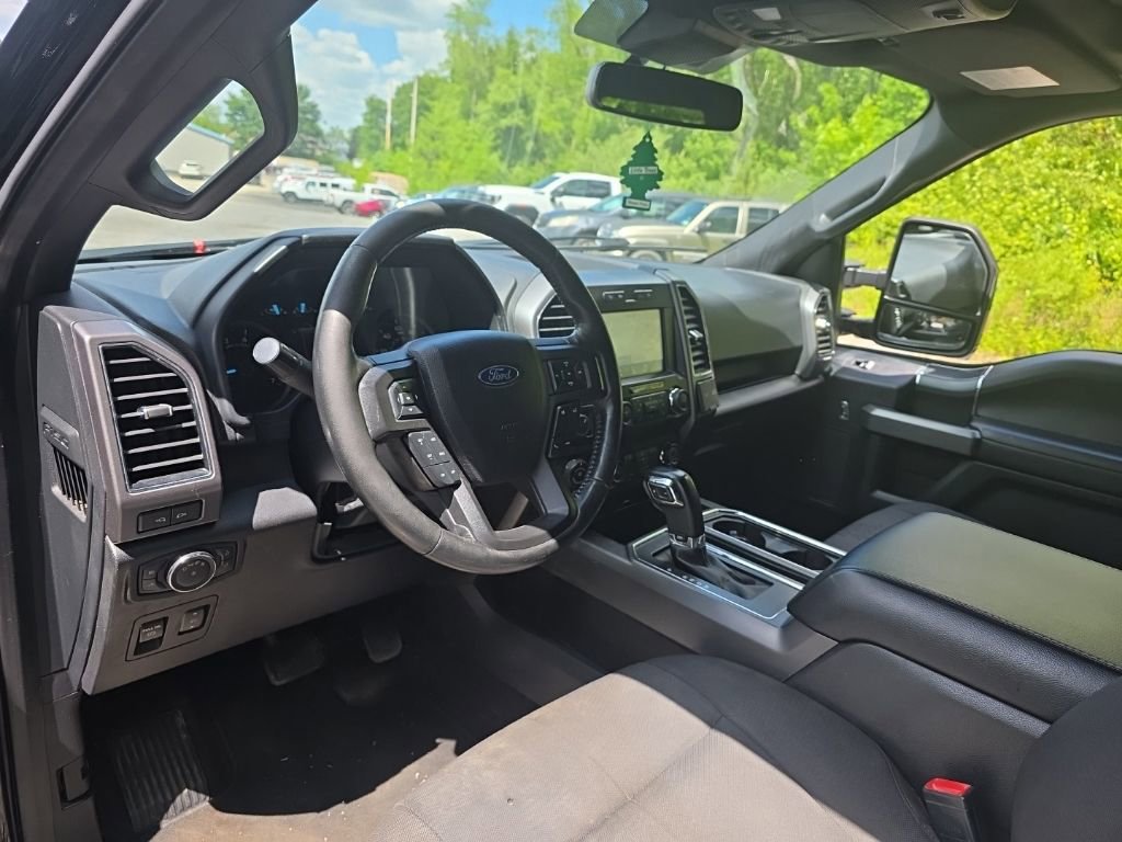 Used 2019 Ford F150 XLT w/ Equipment Group 302A Luxury AWD/4WD image 6