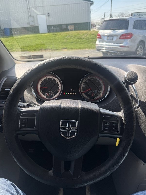 Used 2016 Dodge Grand Caravan SE w/ Quick Order Package 29E SE image 16