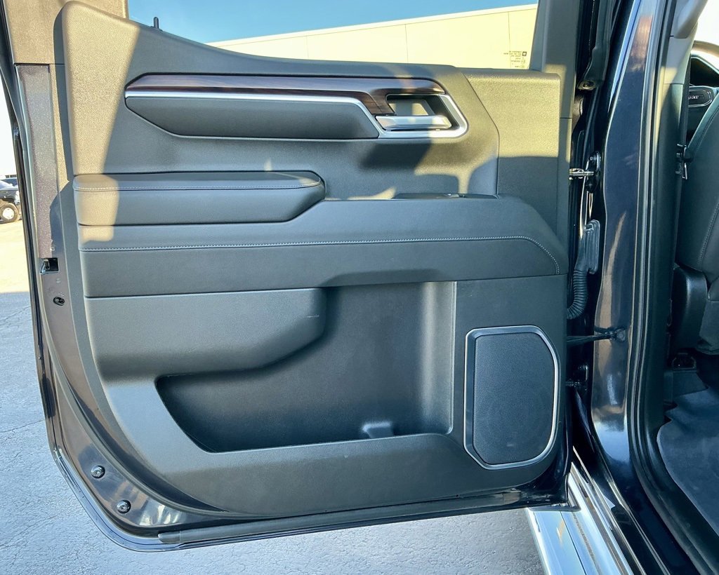 Used 2022 GMC Sierra 1500 SLT image 34