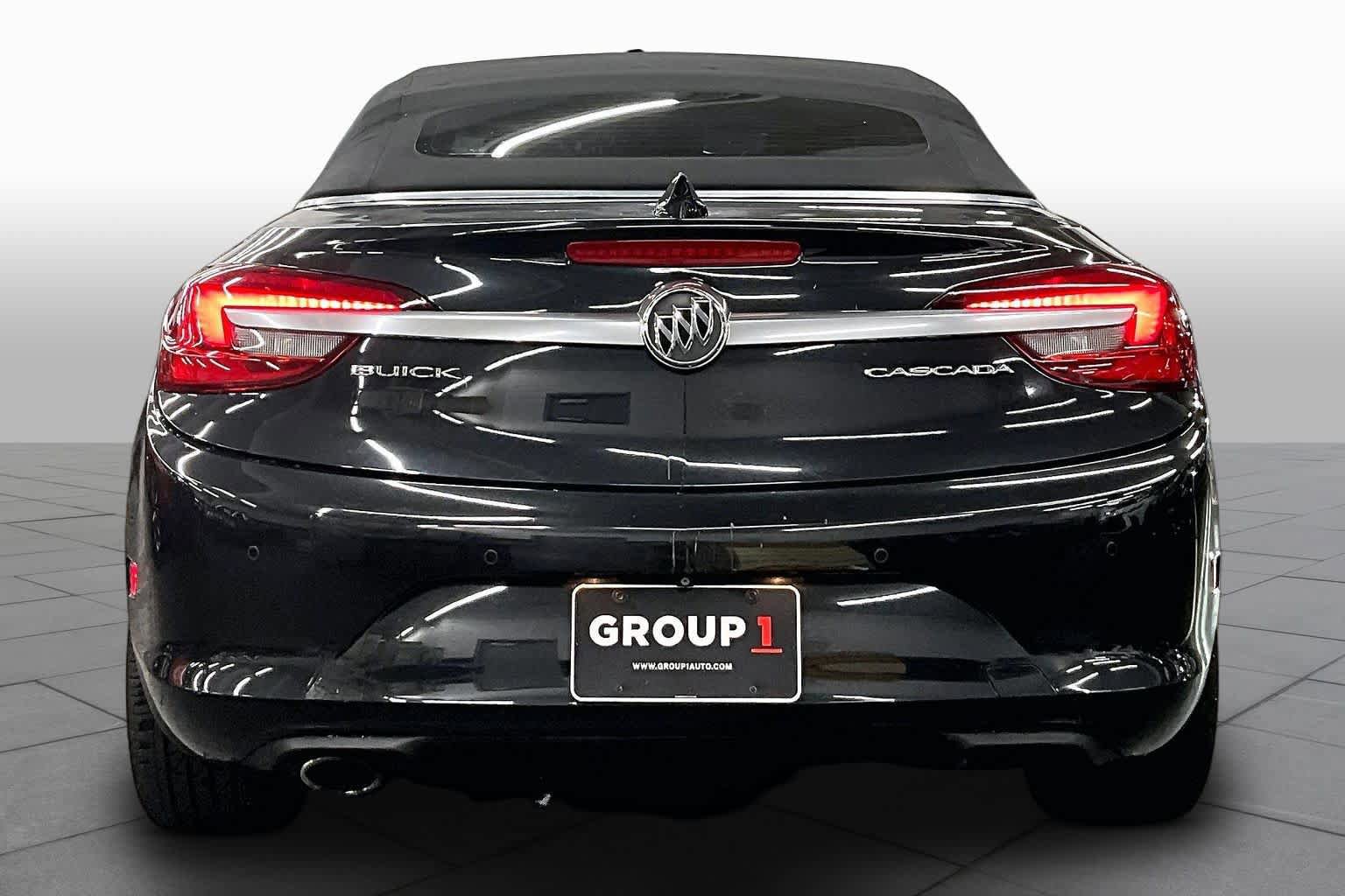 Used 2016 Buick Cascada Premium image 4