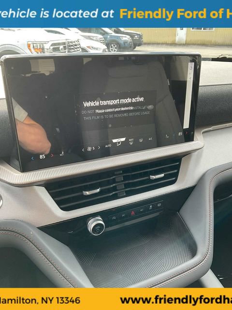 Used 2026 Ford Explorer Active AWD/4WD image 28