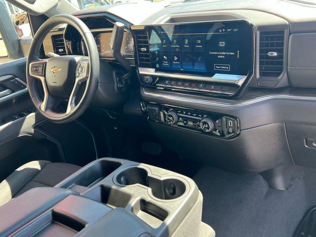 Used 2025 Chevrolet Silverado 3500 LT w/ All Star Edition image 21