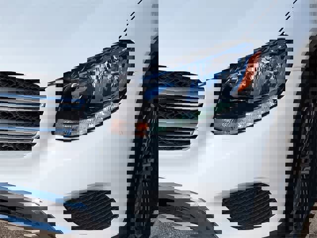 Used 2018 Mercedes-Benz GLC 300 4MATIC image 11