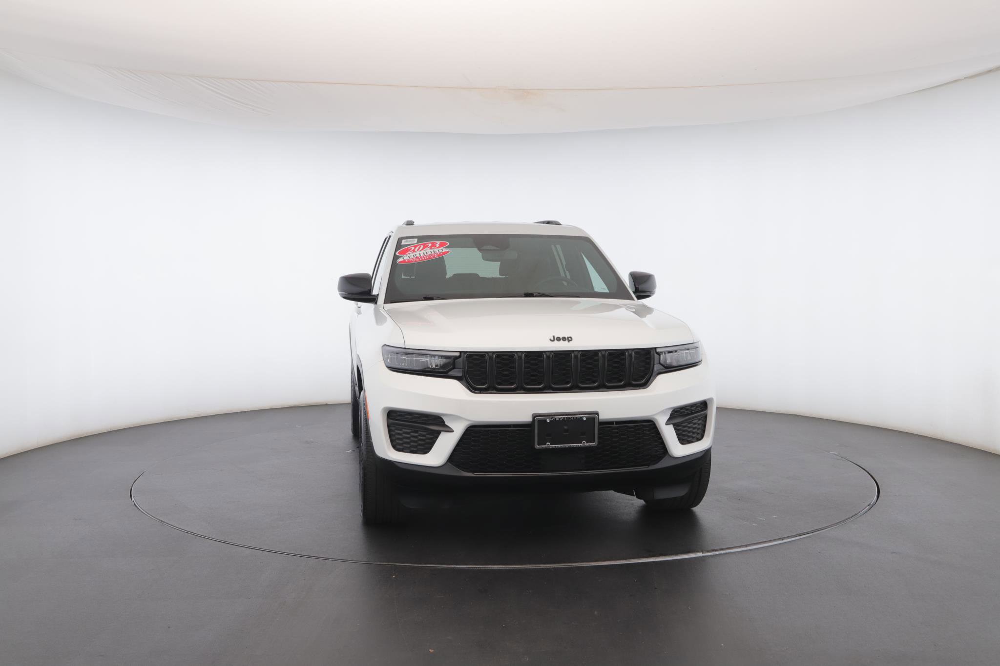 Used 2023 Jeep Grand Cherokee Altitude image 37