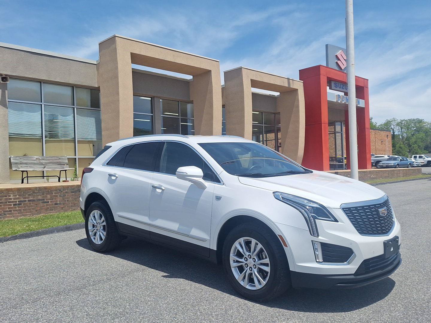 Used 2020 Cadillac XT5 Luxury AWD/4WD image 2