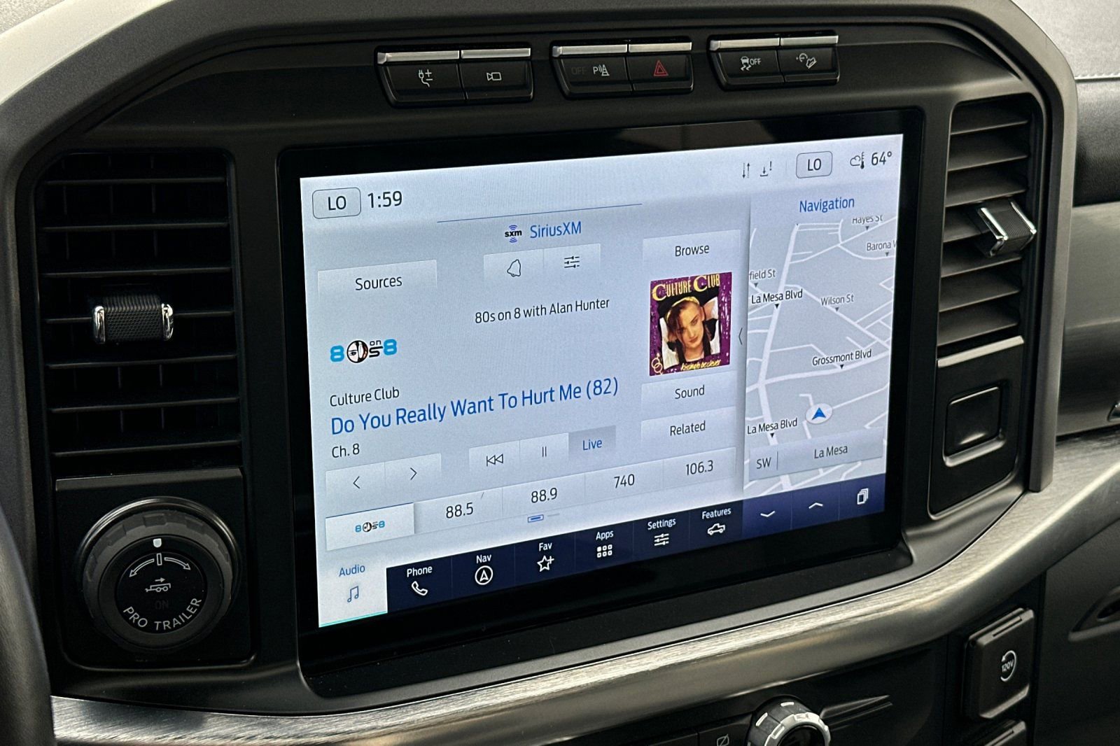 Certified 2022 Ford F150 Lariat w/ Max Trailer Tow Package image 16