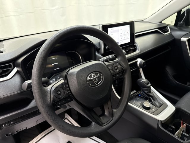 Used 2024 Toyota RAV4 XLE image 24