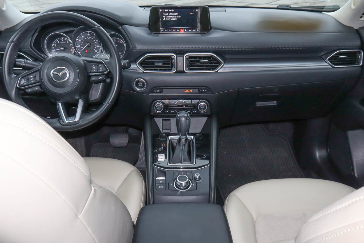 Used 2018 MAZDA CX-5 Touring image 10