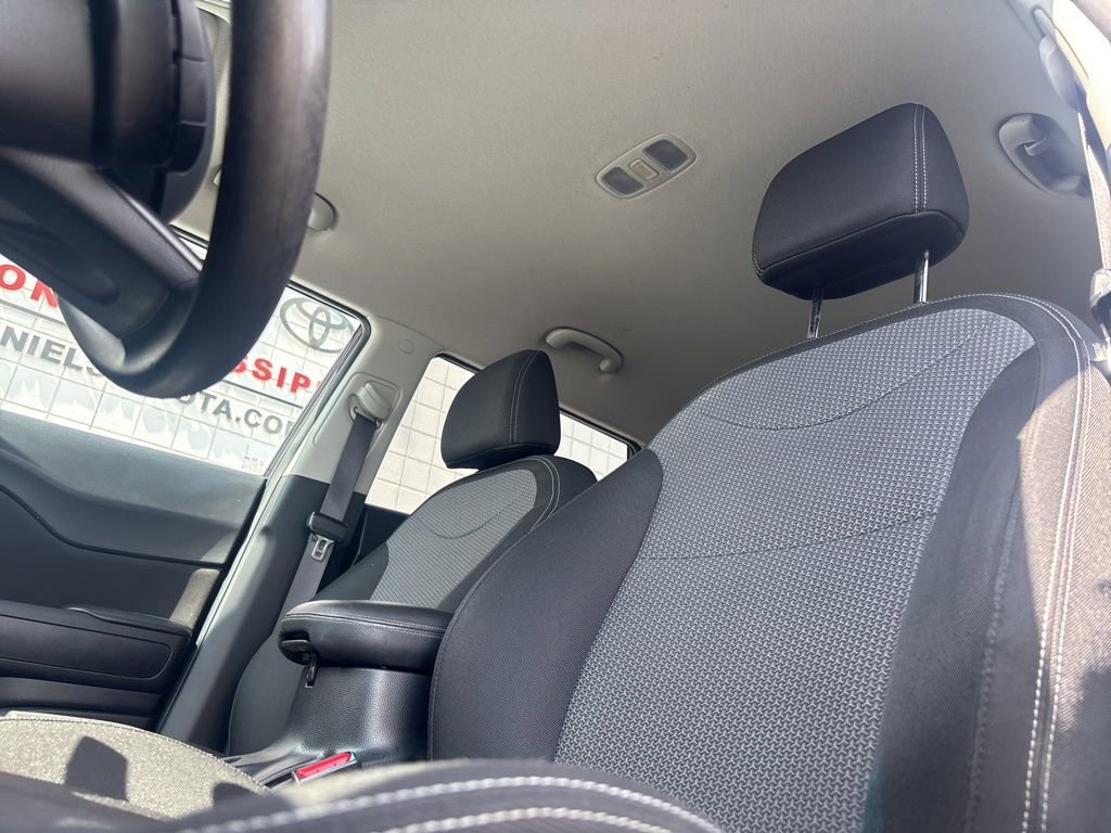 Used 2019 Kia Soul + FWD image 10