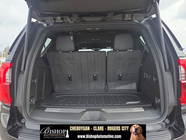 Used 2025 GMC Yukon Denali w/ LPO, Floor Liner Package AWD/4WD image 25