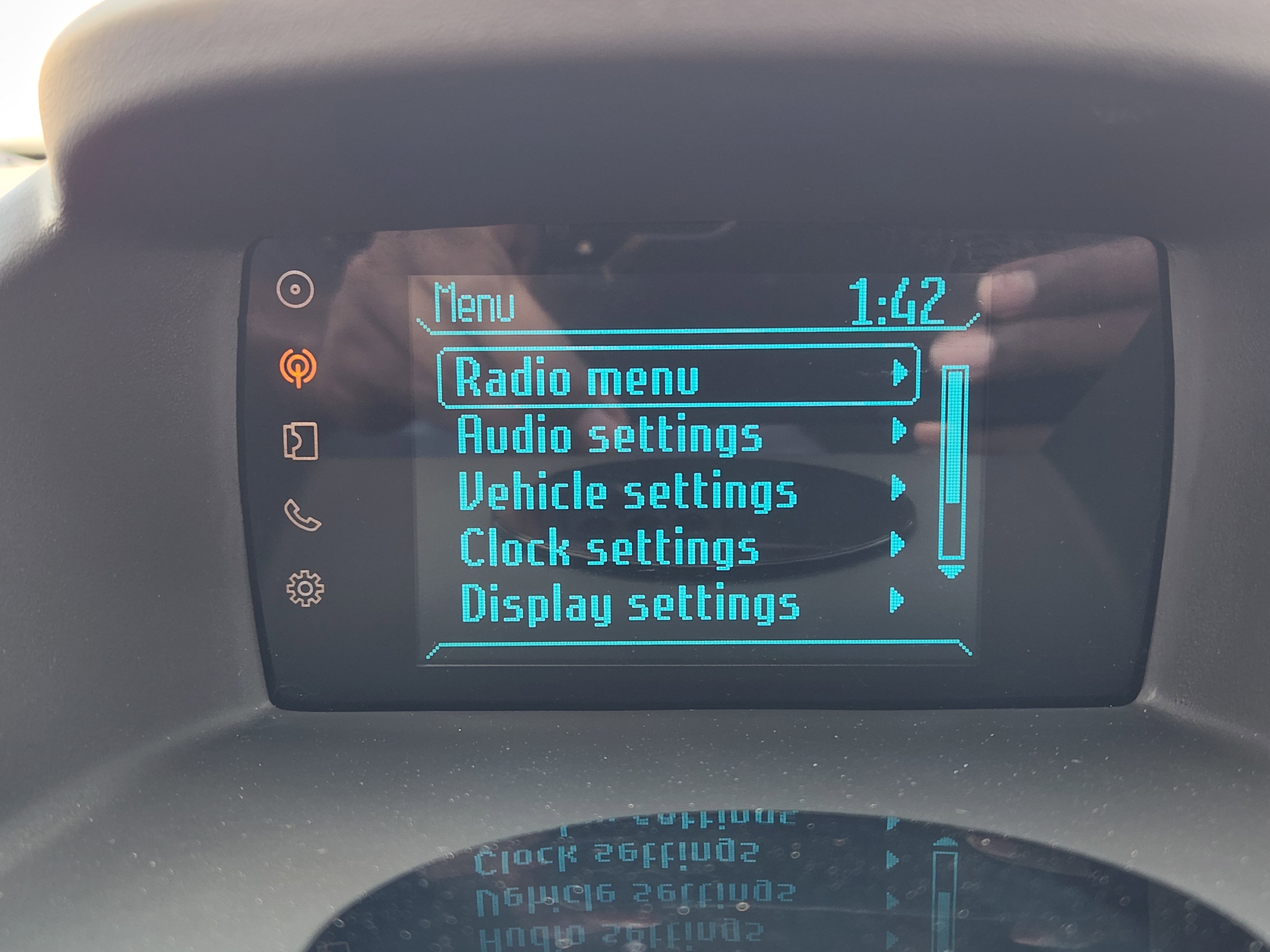 Used 2015 Ford Fiesta SE image 17