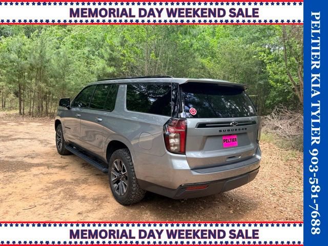 Used 2023 Chevrolet Suburban Z71 w/ Luxury Package AWD/4WD image 10