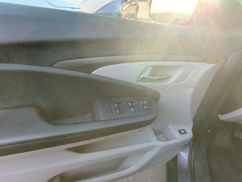 Used 2020 Honda Pilot EX image 8