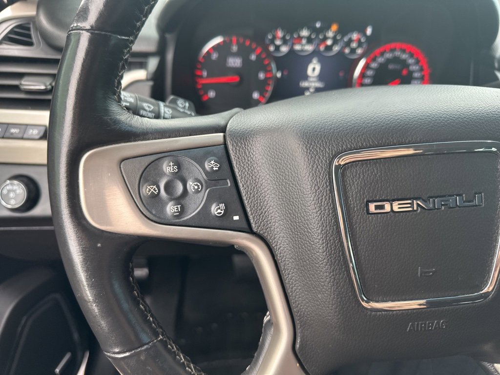 Used 2016 GMC Yukon XL Denali w/ Open Road Package image 10