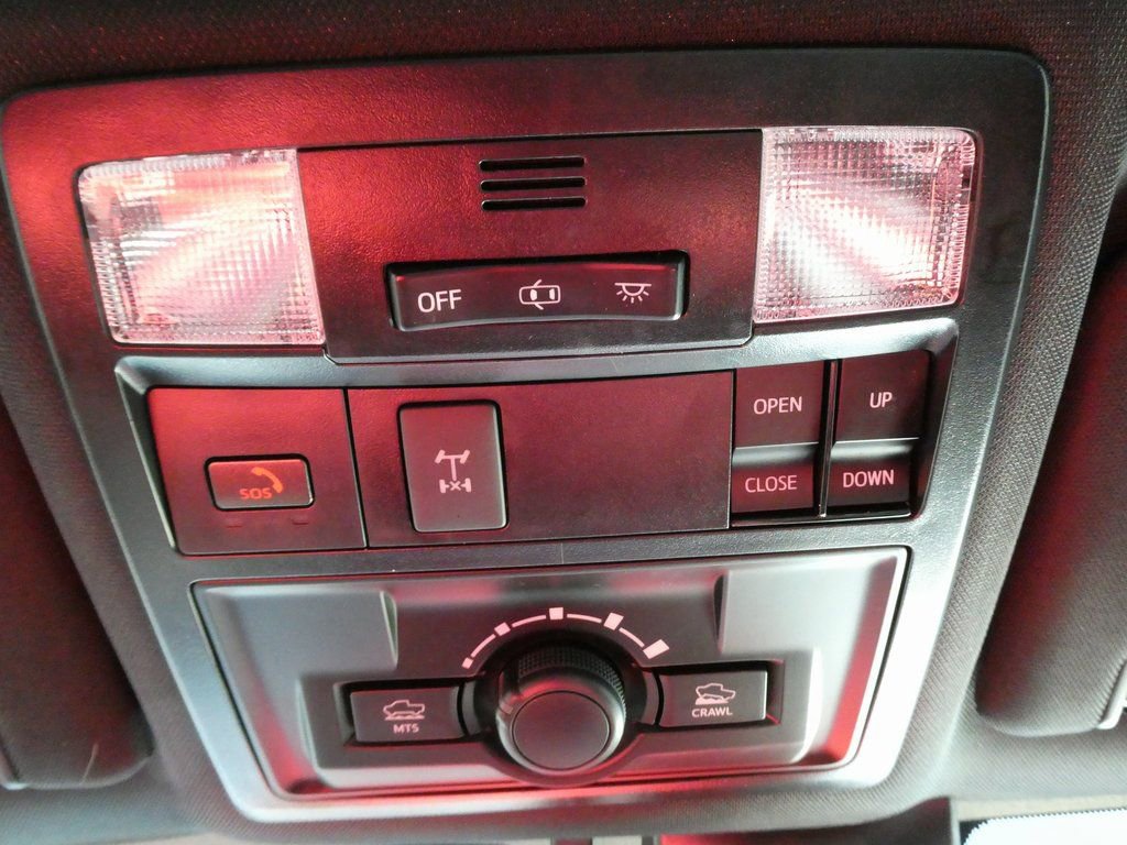 Used 2023 Toyota Tacoma TRD Off-Road w/ TRD Premium Off Road Package AWD/4WD image 33