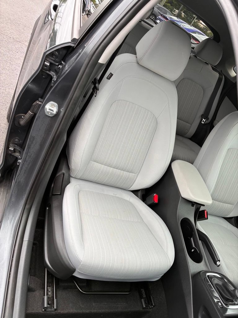Used 2022 Hyundai Kona SEL w/ Cargo Package AWD/4WD image 18