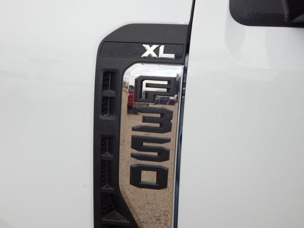 New 2026 Ford F350 XL image 10