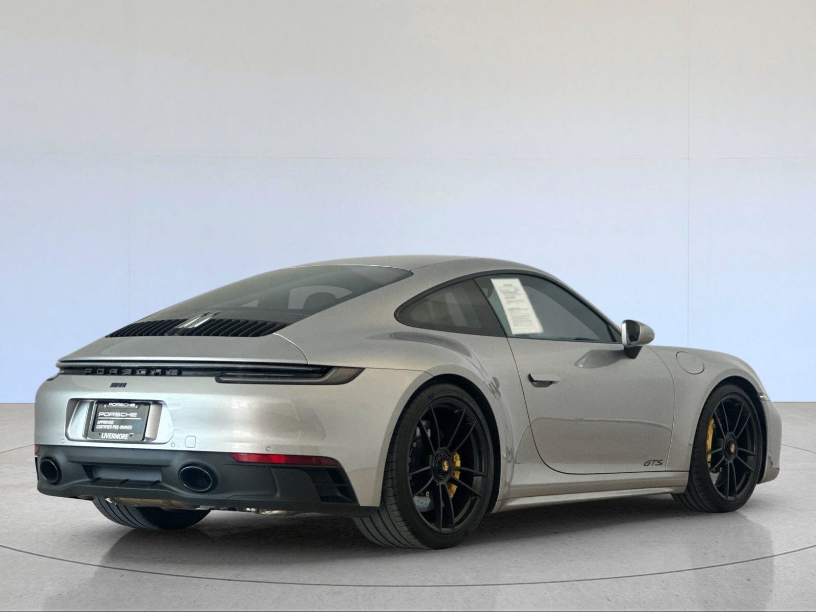 Certified 2024 Porsche 911 Carrera GTS RWD image 7