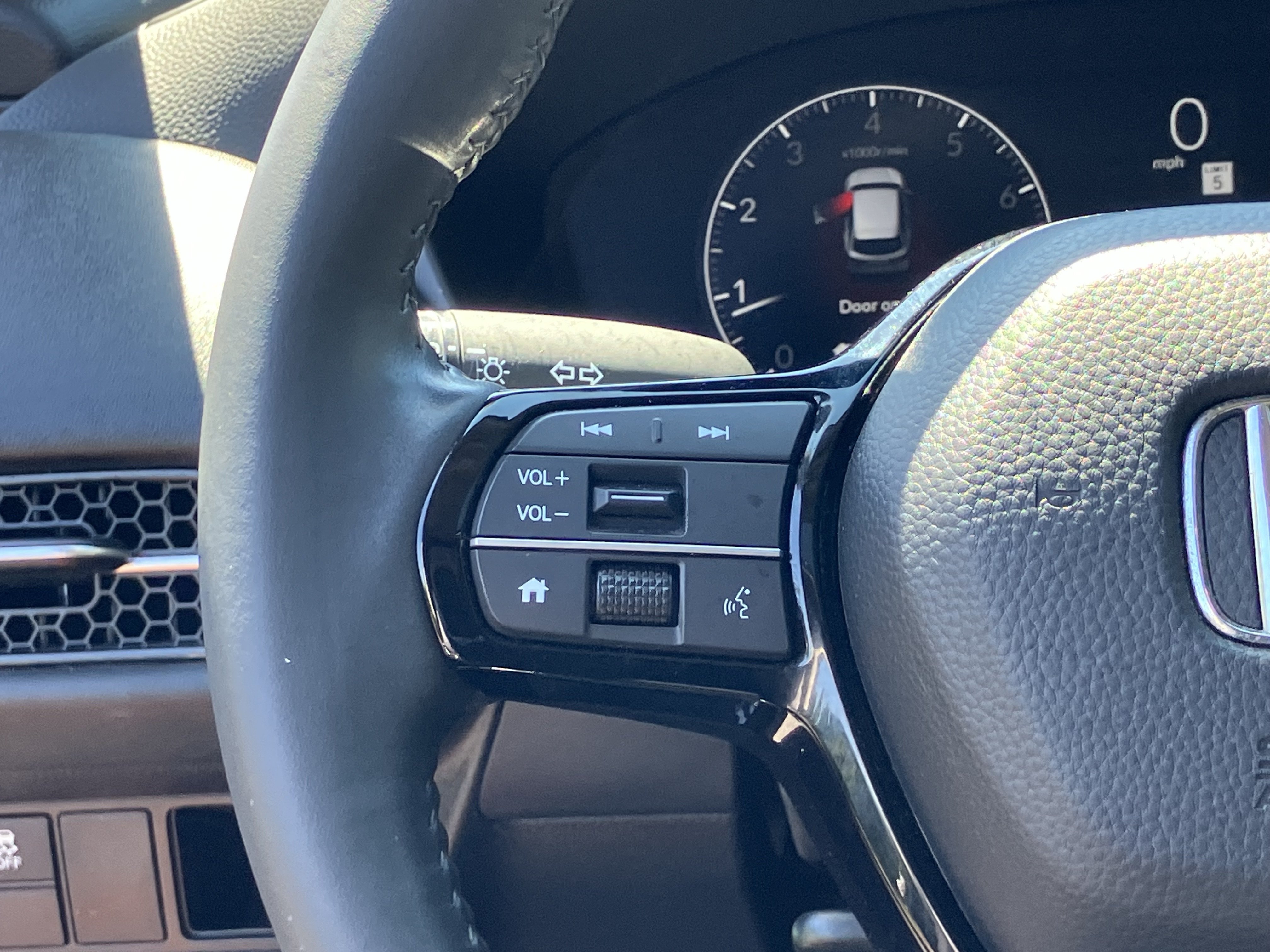 Certified 2024 Honda HR-V EX-L image 21