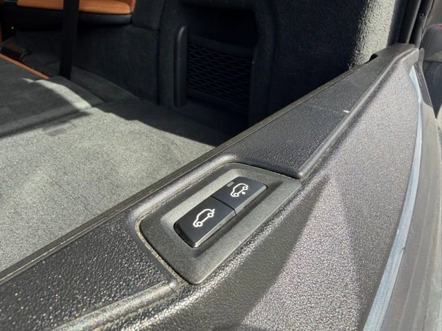 Used 2020 BMW X7 xDrive40i w/ Premium Package AWD/4WD image 18
