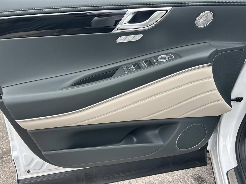 New 2026 Genesis GV80 2.5T image 16