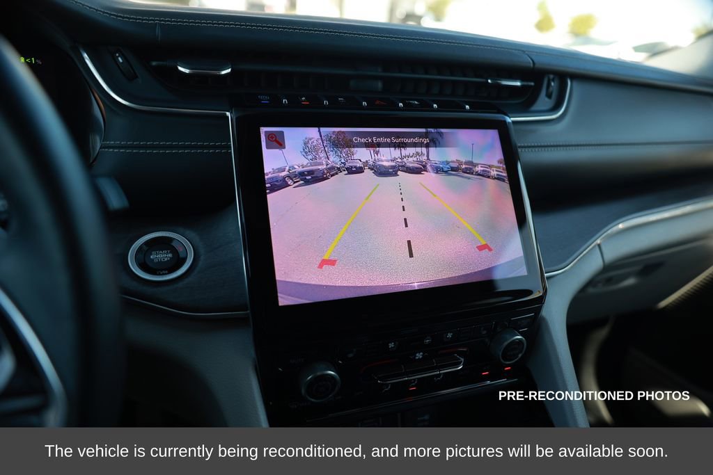 Used 2022 Jeep Grand Cherokee Overland image 24
