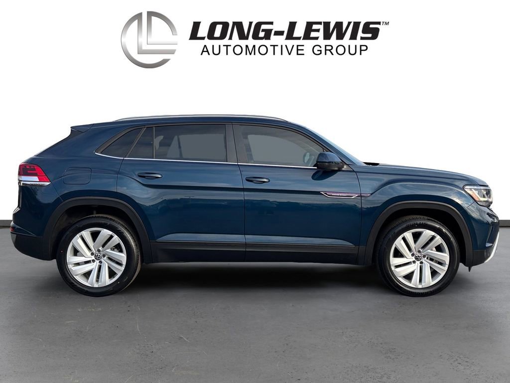 Used 2021 Volkswagen Atlas Cross Sport SE image 8