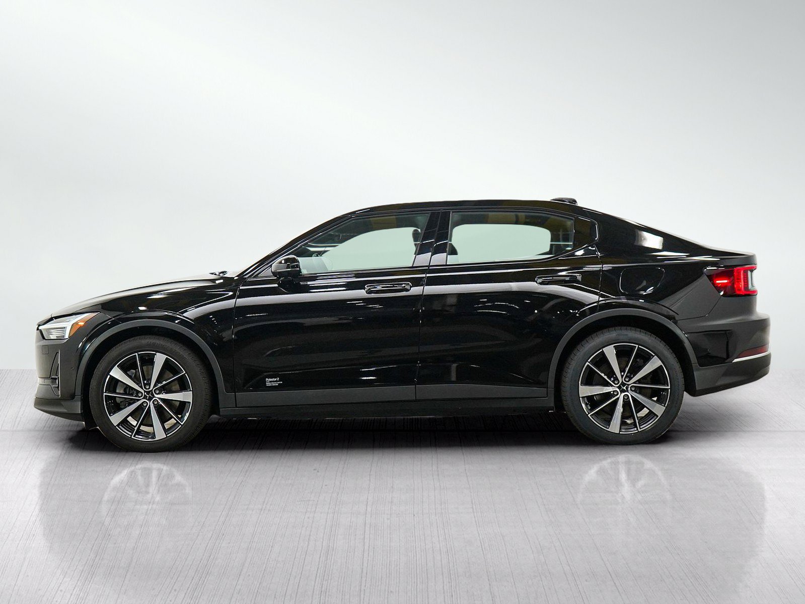 Used 2021 Polestar Polestar 2 AWD/4WD image 2