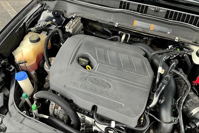 Used 2017 Ford Fusion SE w/ Fusion SE Technology Package image 30