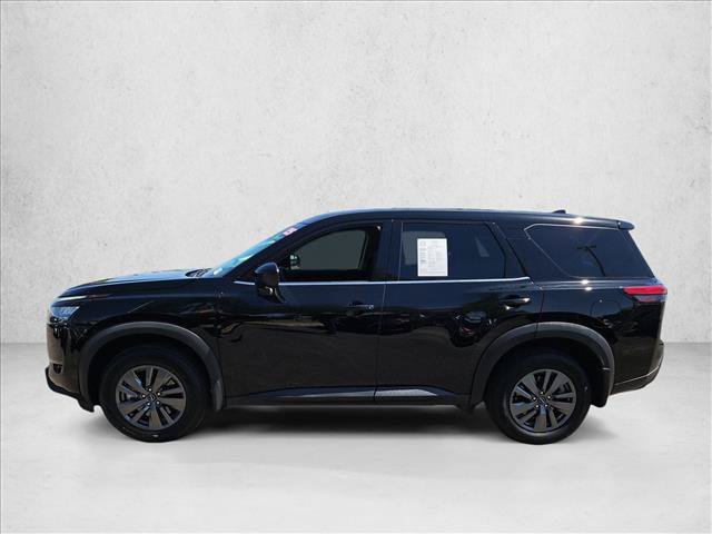 Certified 2025 Nissan Pathfinder S FWD image 8