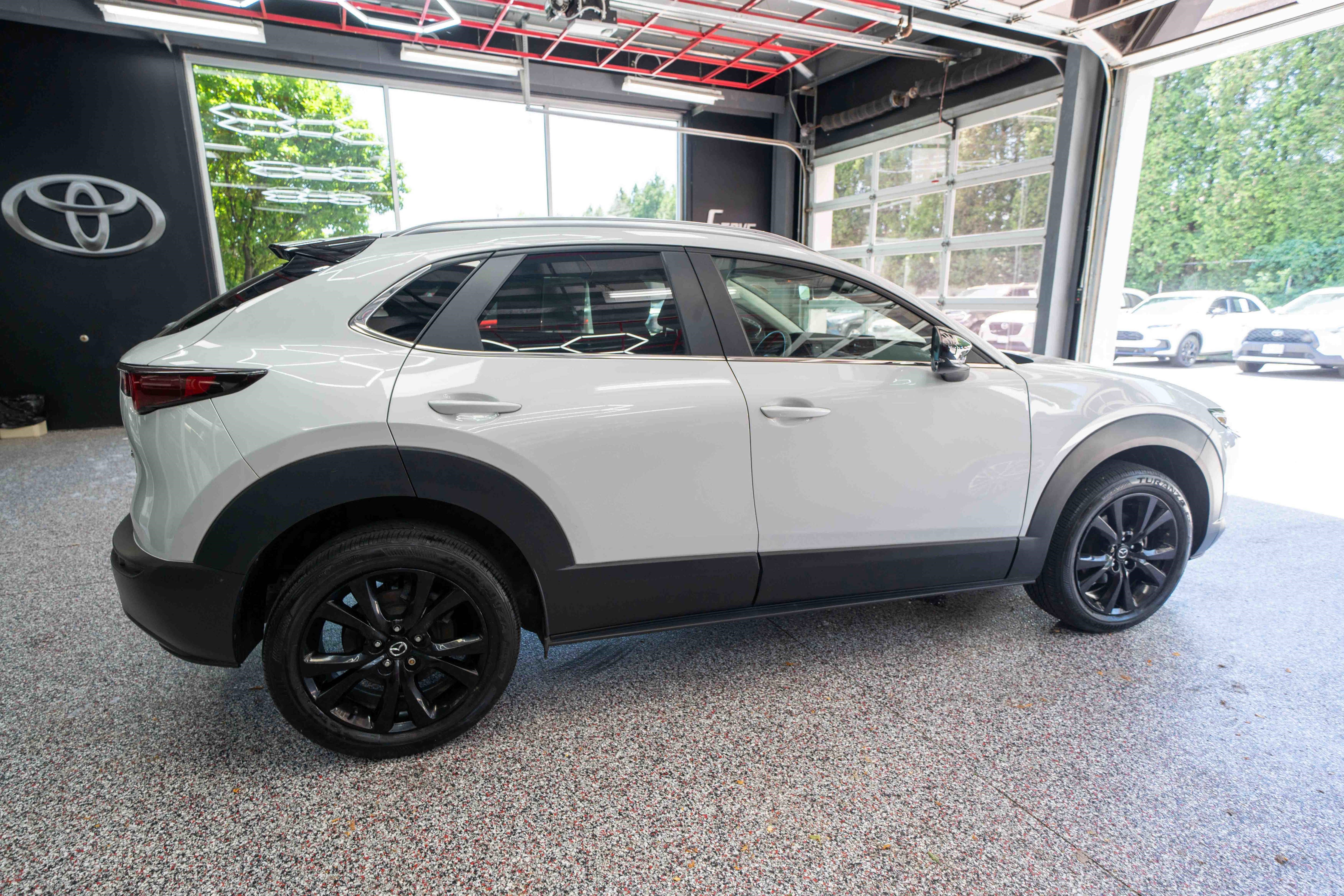 Used 2024 MAZDA CX-30 AWD 2.5 S w/ Select Sport Pkg image 4