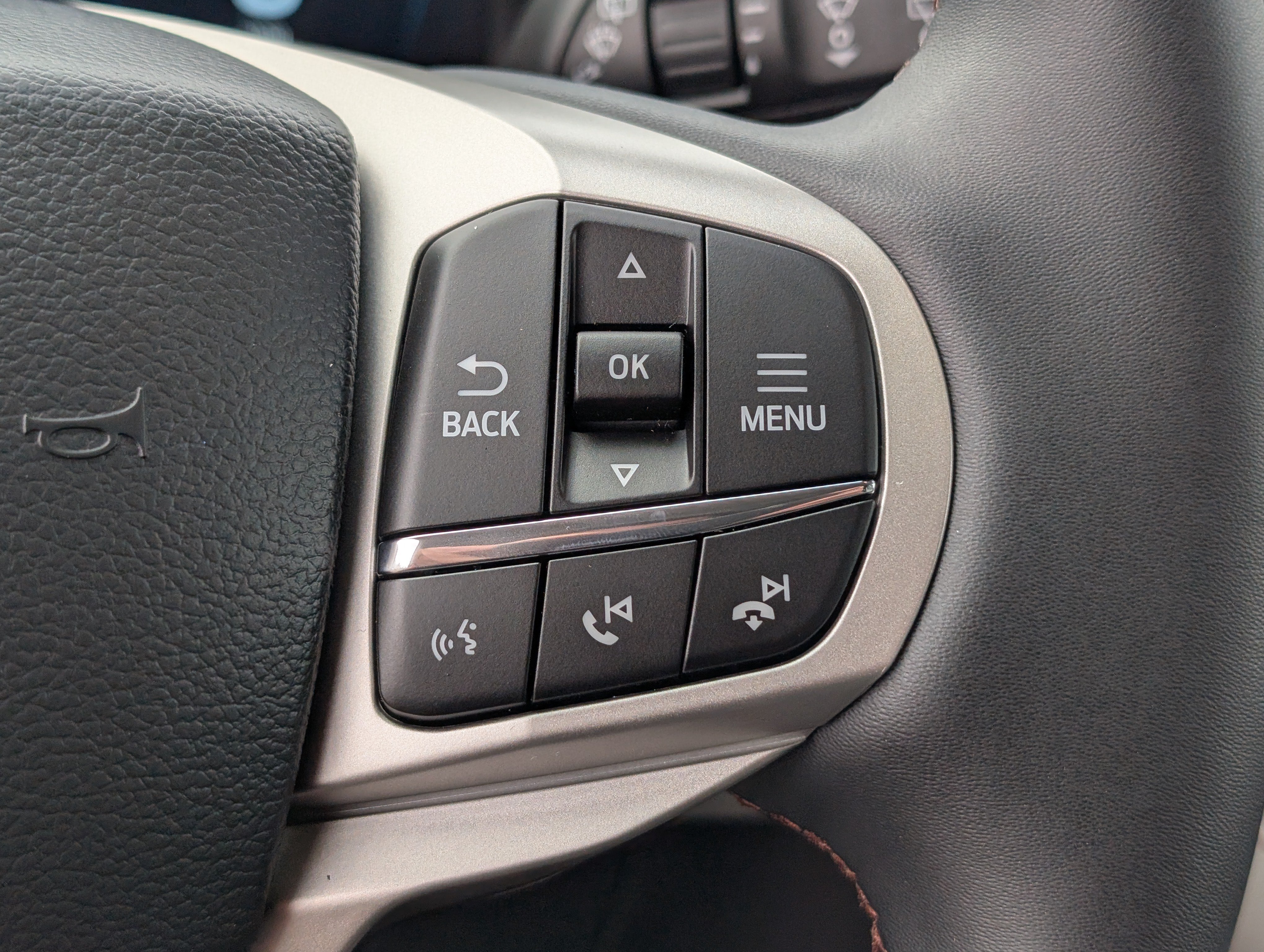 New 2026 Ford Explorer Active w/ Active Comfort Package AWD/4WD image 21