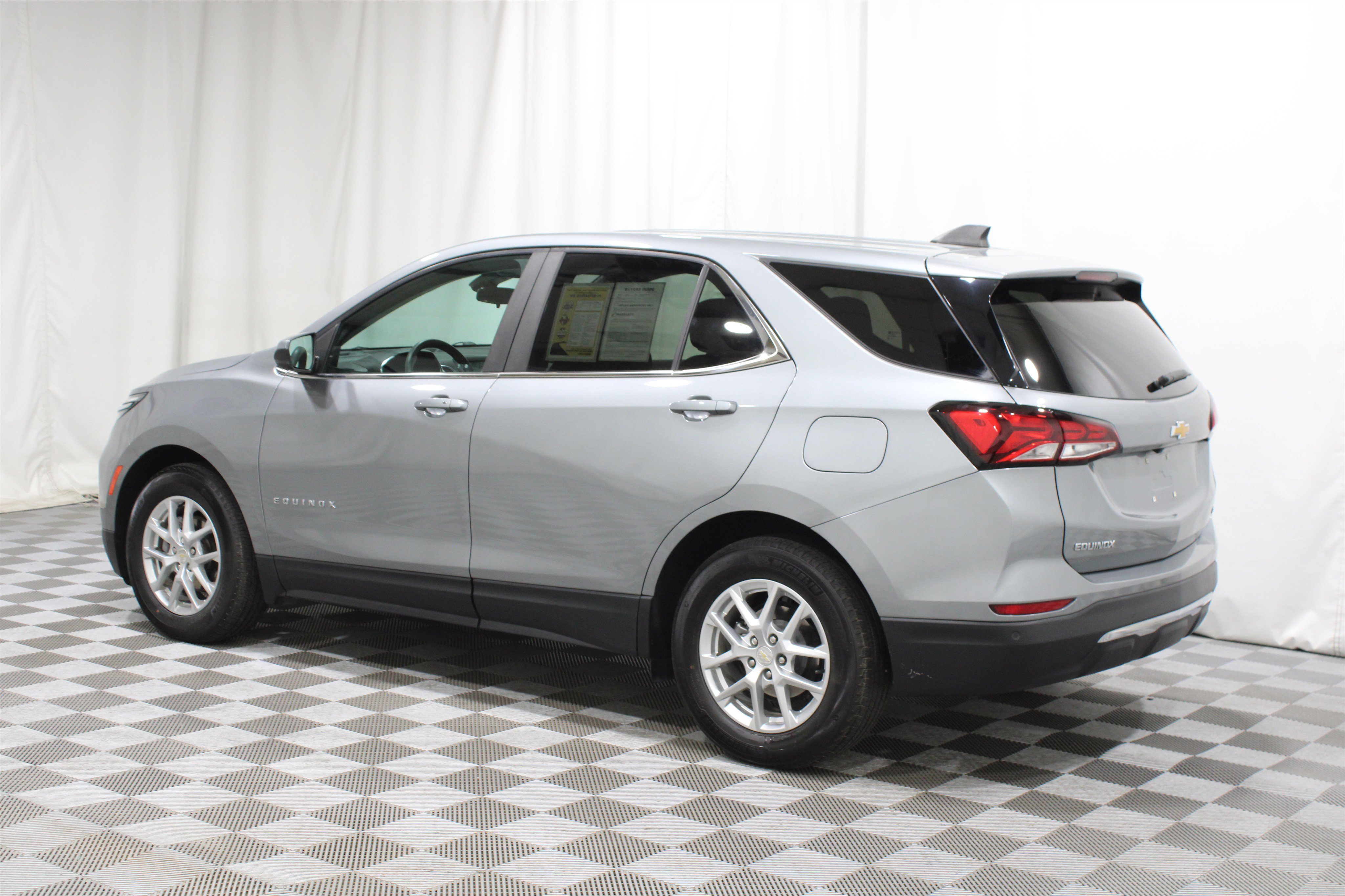 Used 2023 Chevrolet Equinox LT w/ LPO, Floor Liner Package image 30