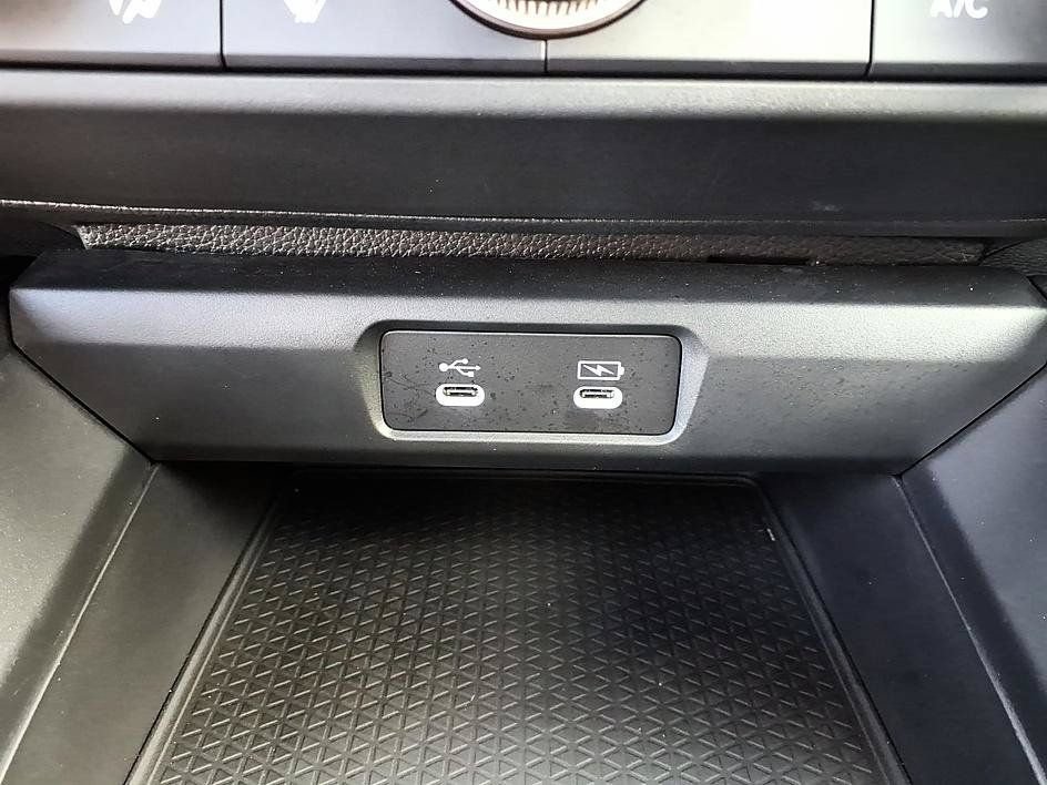 Used 2025 Honda Accord SE image 28