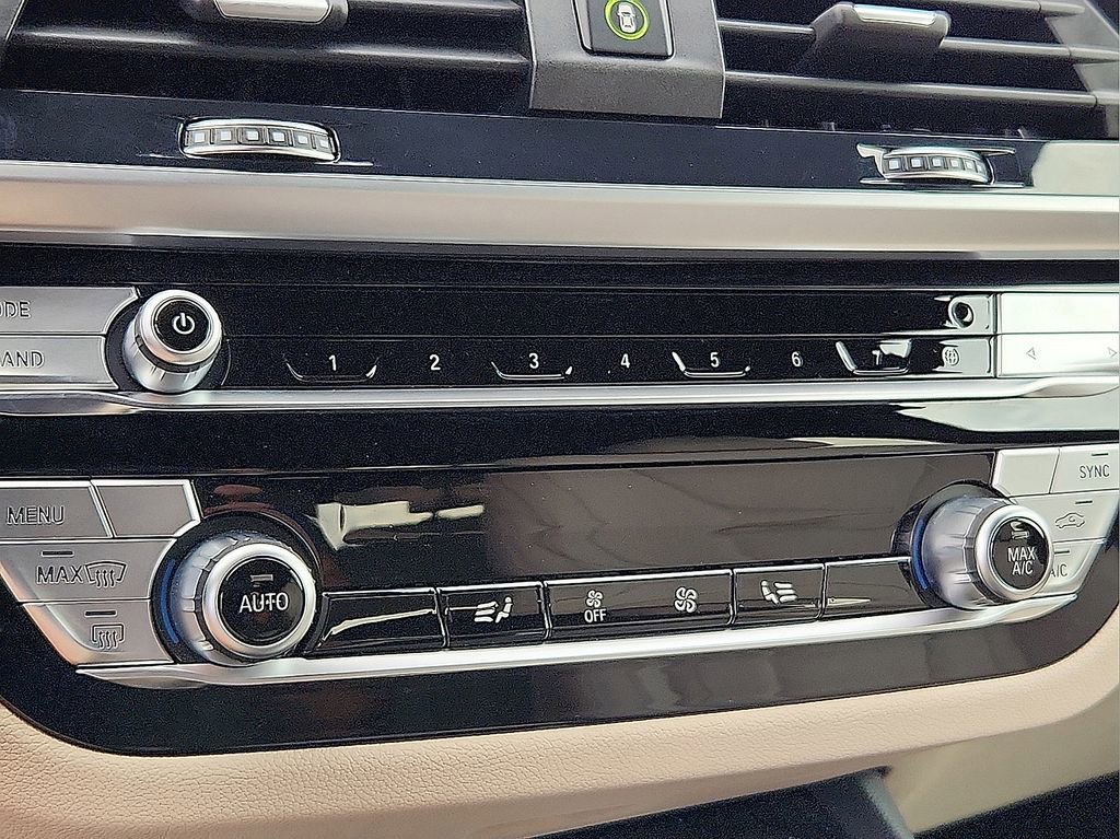 Used 2021 BMW X3 xDrive30e w/ Convenience Package image 25