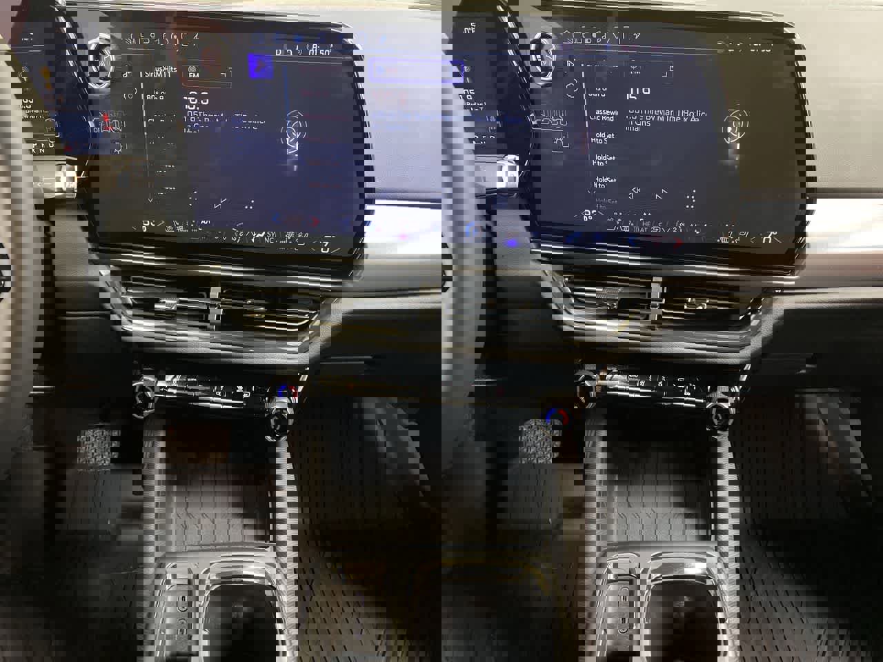 Used 2024 Chevrolet Equinox EV RS image 23