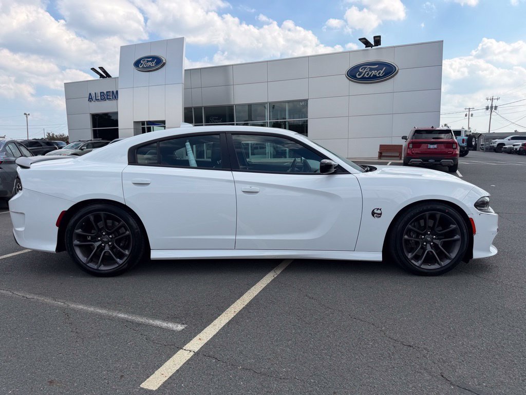 Used 2023 Dodge Charger Scat Pack w/ Plus Group RWD image 2